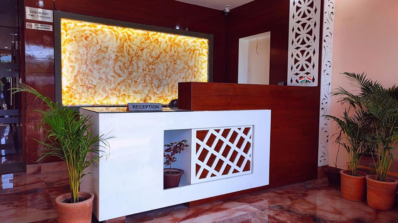 Spring Sky Haridwar By Shrigo Hotels Exterior photo