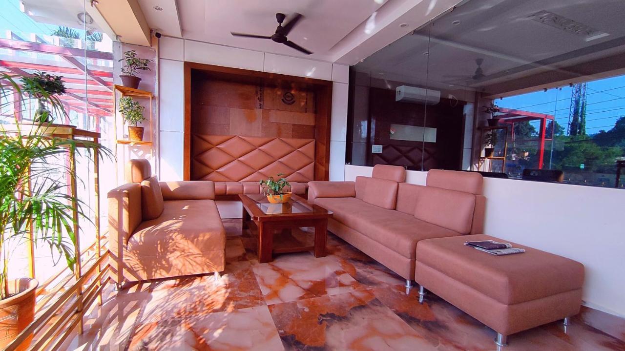 Spring Sky Haridwar By Shrigo Hotels Exterior photo